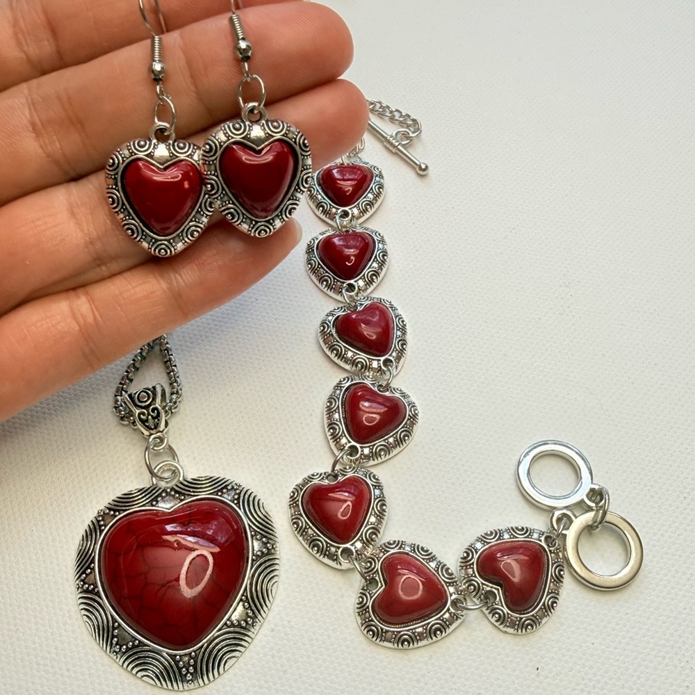 Red Heart Silver Necklace Perfect Gift Set